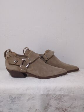 rag & bone beige suede ankle boots with silver hardware